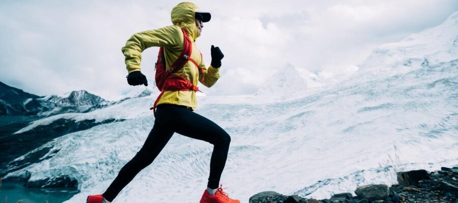 Which rain jacket to buy? Best mountain jackets, running and cycling
