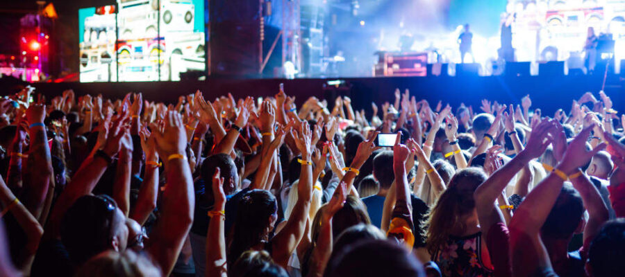 Coldplay 2024 concert in Lyon: where home?