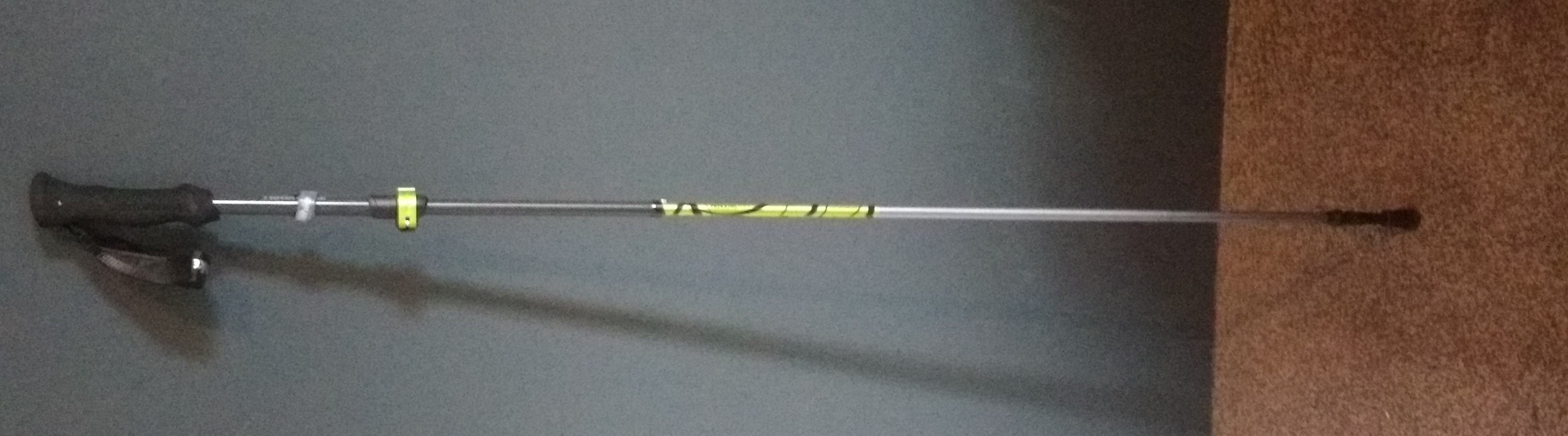 Cheap light trekking pole, completely extensive
